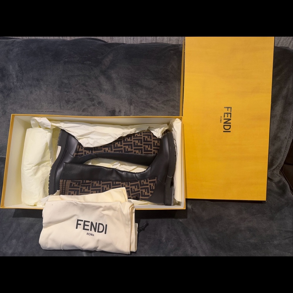 New Fendi Rockoko tall boots zucca knit sz 37.5